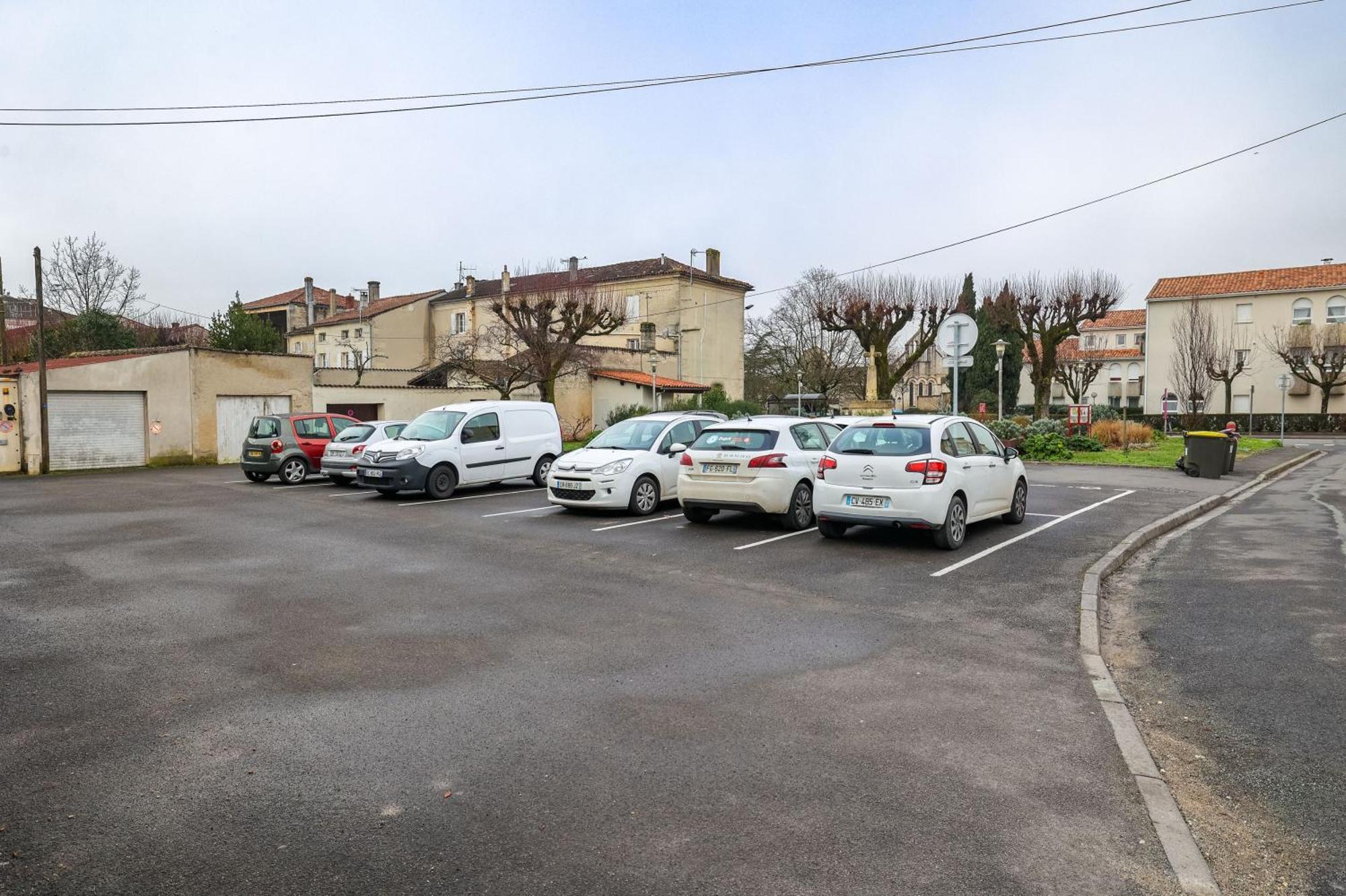 Tbhome #parking #climatisation * Cognac